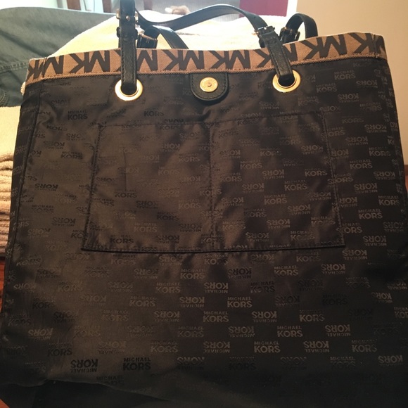 Fantastic Michael Kors canvas tote bag - Picture 5 of 5